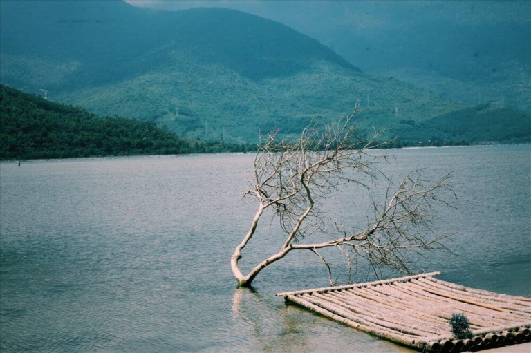 Đầm Lập An nằm ở đâu?