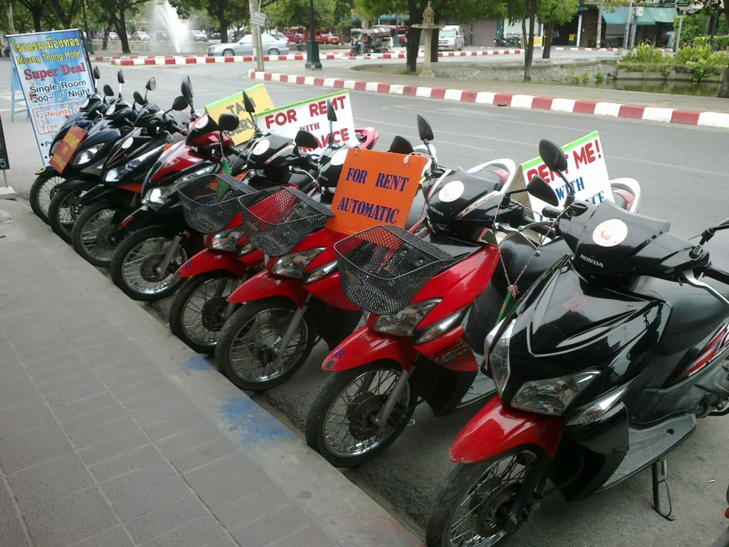 Giá Thuê xe máy Đà Nẵng có đắt không?