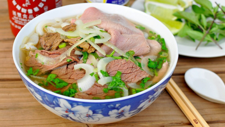 Phở Hiếu – Món ngon Đà Lạt 2020