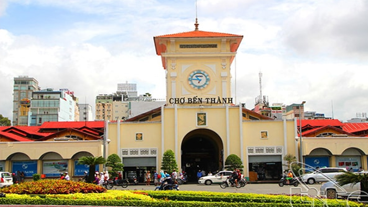 Chợ Bến Thành – Chợ đêm Sài Gòn nổi tiếng