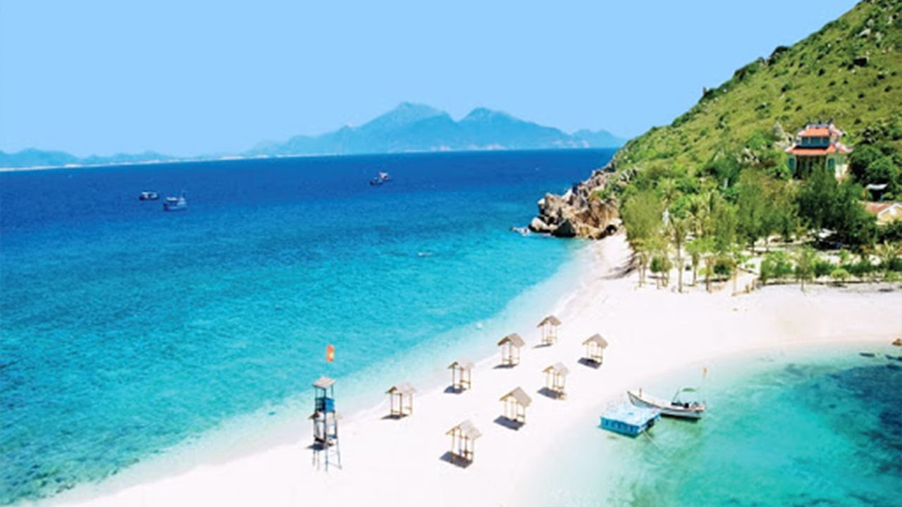 Vậy nên đi du lịch đảo Yến Nha Trang vào thời gian nào?