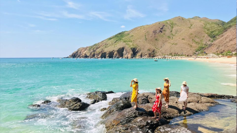 Cẩm nang du lịch bãi cát vàng Đà Nẵng