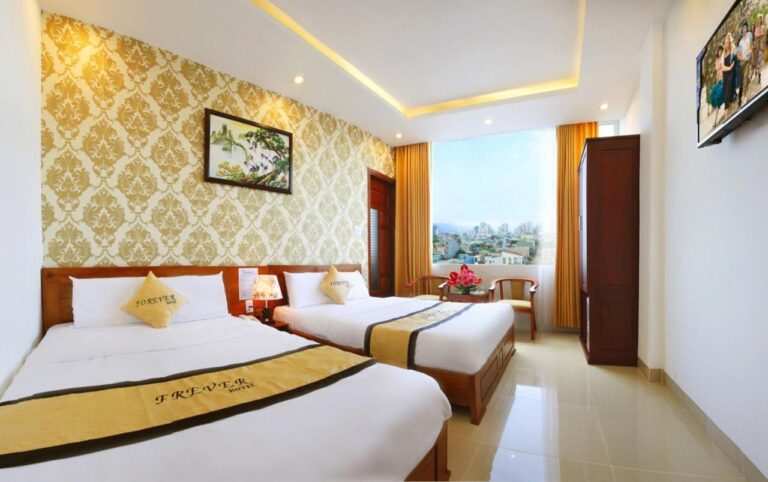 Forever-Hotel-Nam