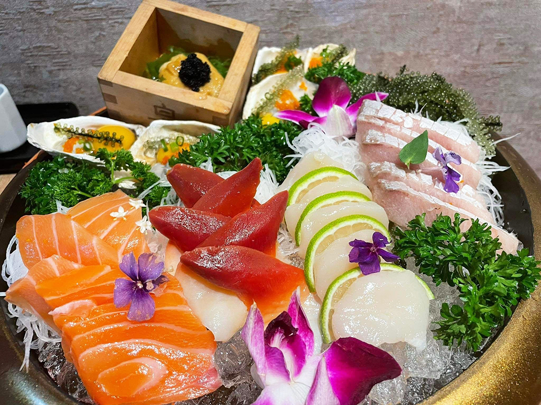 Quán ăn quận 4 sài gòn tuyệt ngon - Uchi Sushi