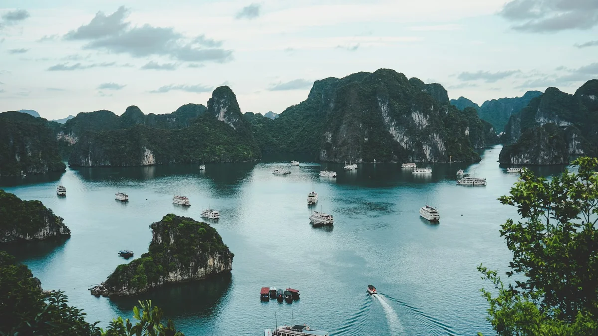 Kinh nghiệm du lịch tự túc khám phá cảnh đẹp Việt Nam