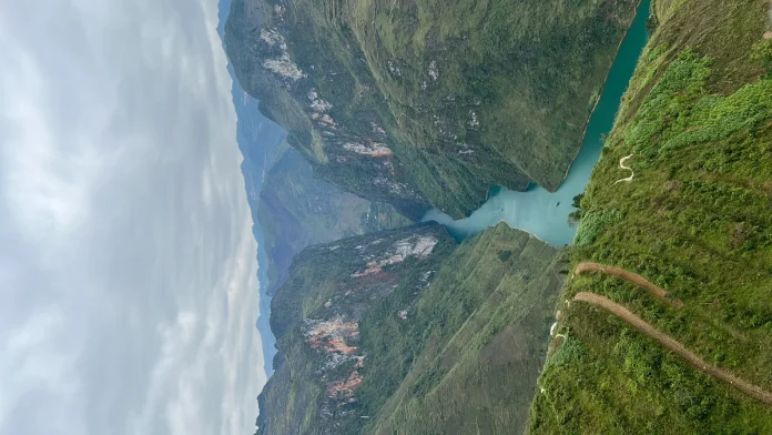 chinh phục đèo mã pí lèng tứ đại đỉnh đèo - Hình ảnh thực tế MaPiLeng,HaGiang,Vietnam jpg