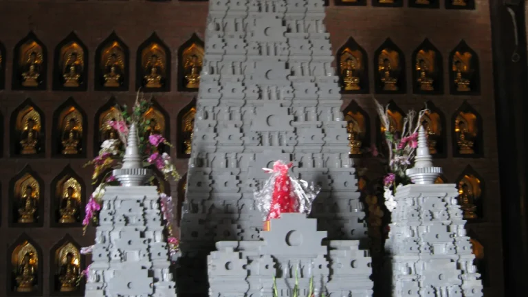 chùa bái đính cẩm nang chiêm bái 2026 - Hình ảnh thực tế Stupas in Bái Đính Pagoda JPG