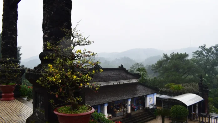 lăng khải định huế đỉnh cao kiến trúc giao thoa đông tây - Hình ảnh thực tế Khai Dinh Tomb (26626976