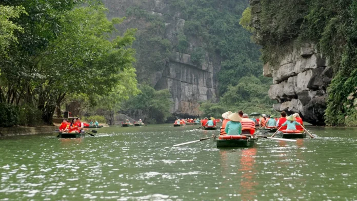 lịch trình du lịch ninh bình 2 ngày 1 đêm 2026 - Hình ảnh thực tế Trang An Landscape Complex, Ninh B