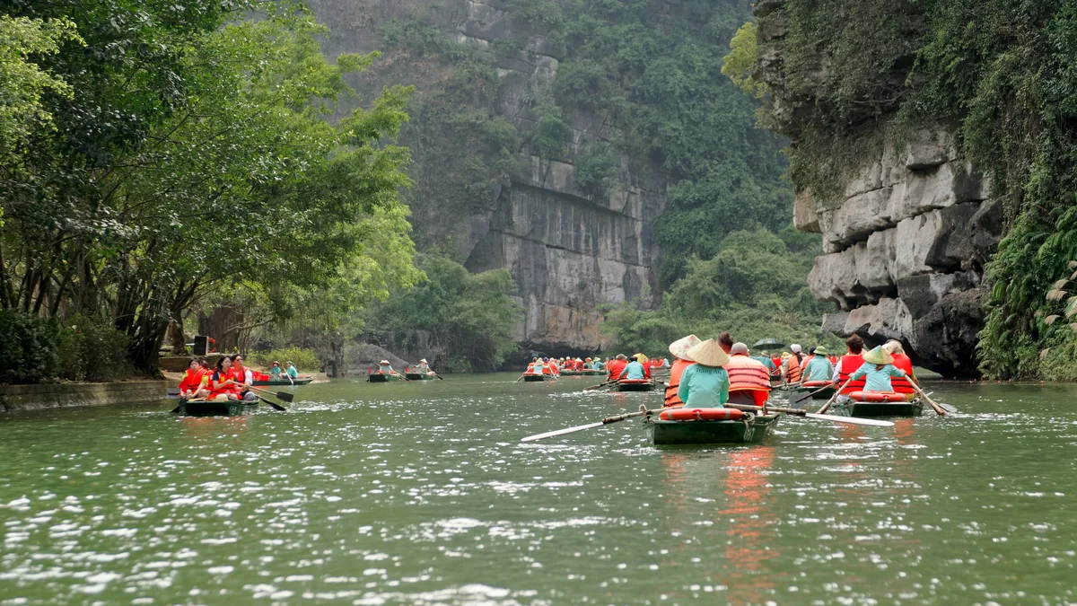 Lịch Trình Du Lịch Ninh Bình 2N1Đ Tự Túc: Đi Trọn Điểm Đẹp Giá Tốt - Góc nhìn thực tế 2