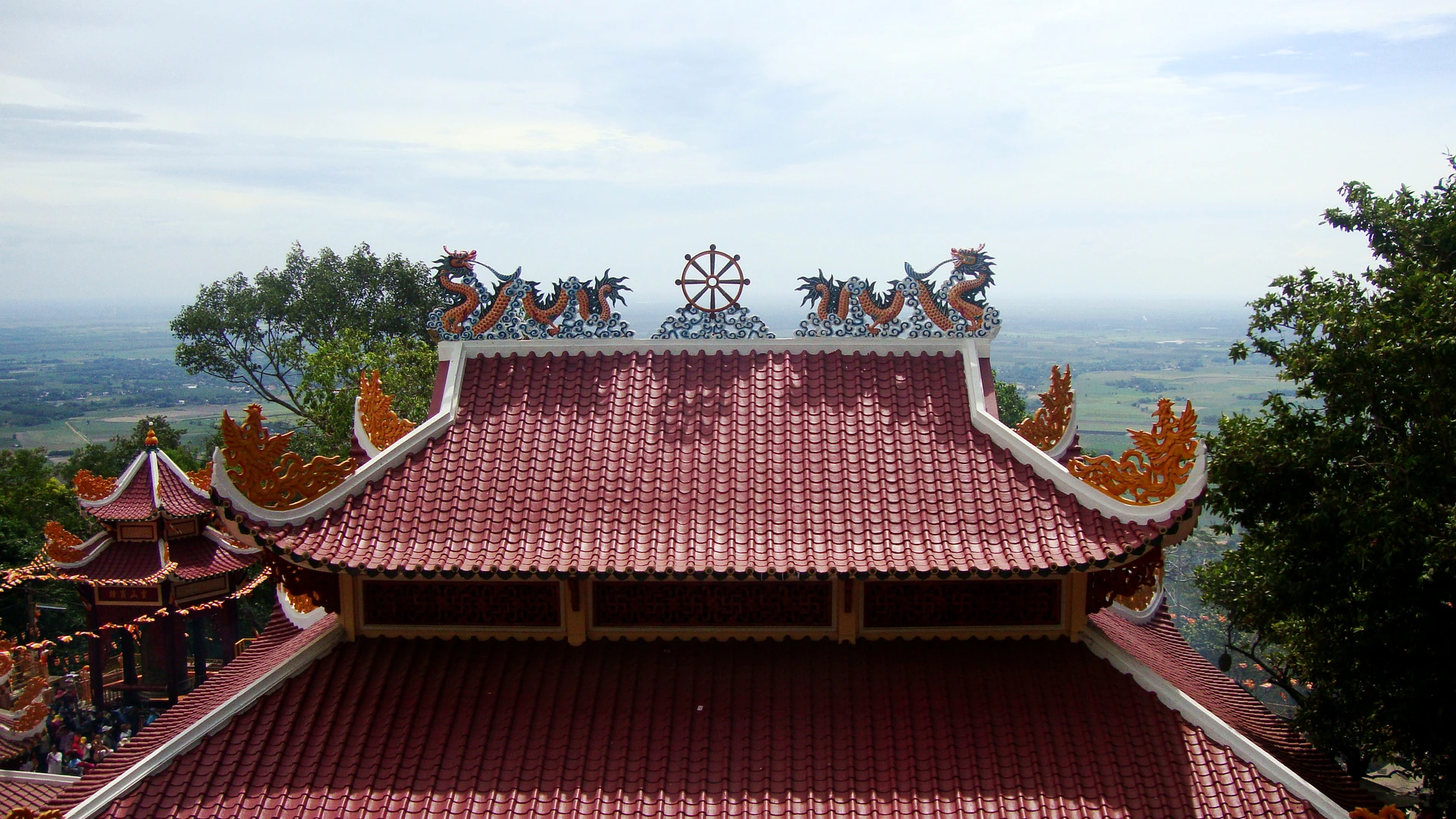 Kinh Nghiệm Đi Lễ Cáp Treo Núi Bà Đen Chiêm Bái Tượng Phật Bà Tây Bổ Đà Sơn: Giá Vé & Lộ Trình Vãn Cảnh Đầy Đủ 2026 - Góc nhìn thực tế 3