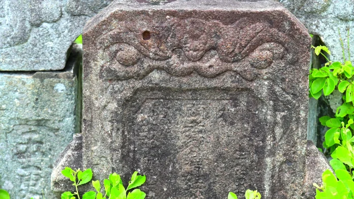 chùa bửu long quận 9 ngôi chùa thái lan lộng lẫy ảnh 1 chùa bửu long quận 9 ngôi chùa thái lan lộng lẫy - Hình ảnh thực tế Ancient Tomb Complex in Phước Vĩ